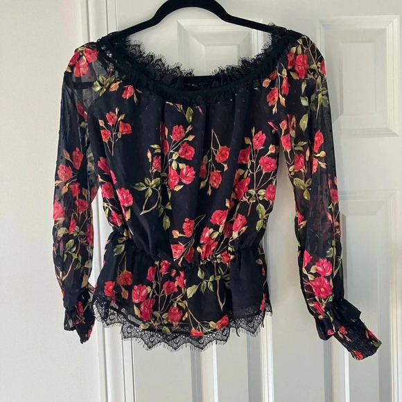 NWT NBD Black & Red Floral Semi-sheer Dylan Off-the-shoulder top with Lace XS - Picture 3 of 7